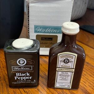Vintage 1996 Watkins Black Pepper and Vanilla Extract Salt & Pepper Shakers